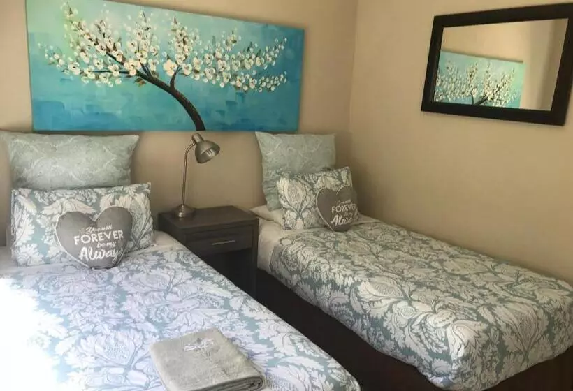 ペンション Bay Breeze Guesthouse Selfcatering
