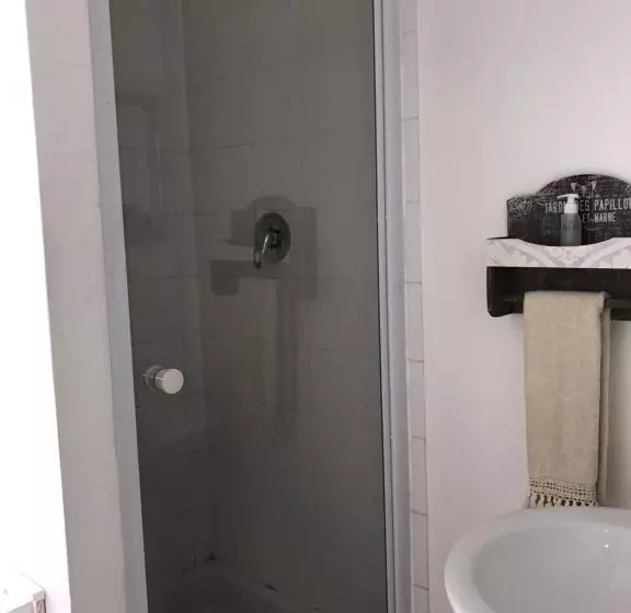 ペンション Bay Breeze Guesthouse Selfcatering