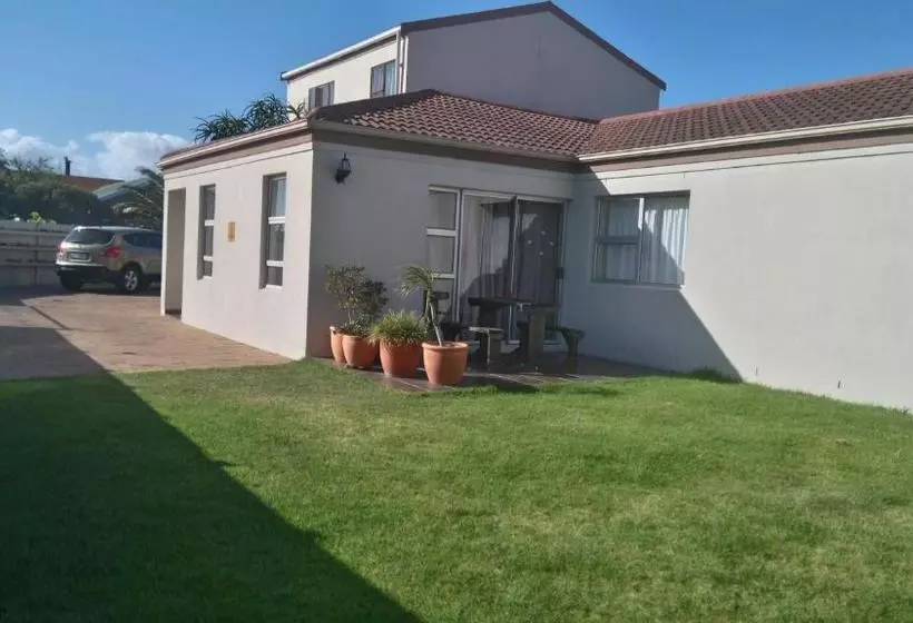 ペンション Bay Breeze Guesthouse Selfcatering