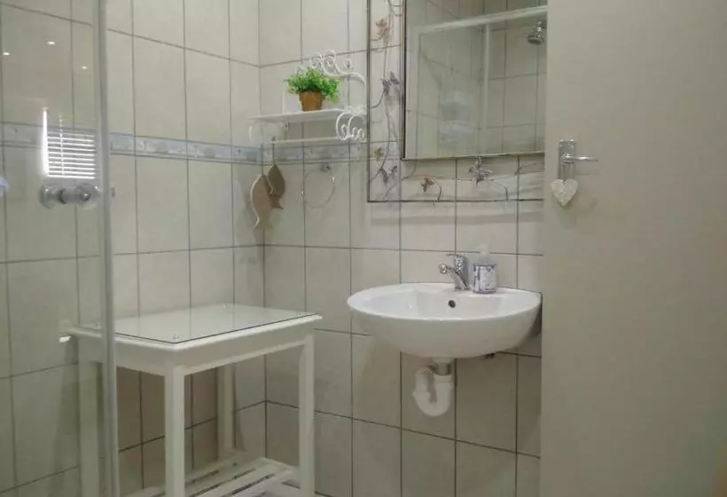 ペンション Bay Breeze Guesthouse Selfcatering