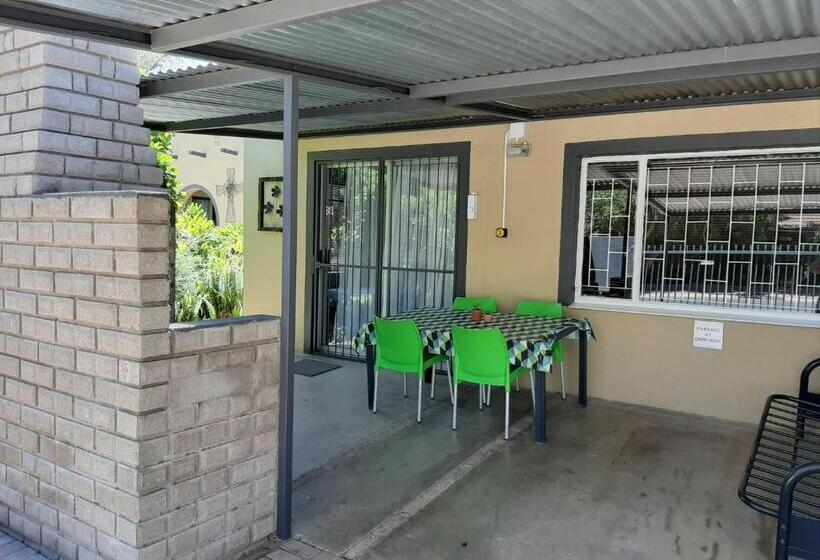 Пансион Esperance Guesthouse