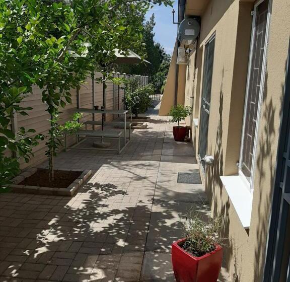 Пансион Esperance Guesthouse