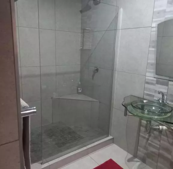 ペンション Esperance Guesthouse