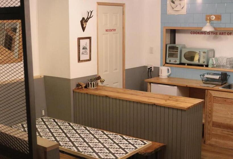 膳宿费 Greenwood Hostel