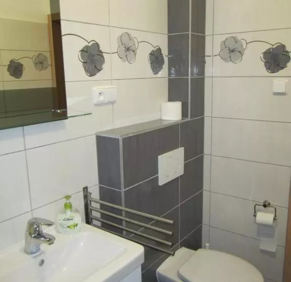 پانسیون Guest House Krpole