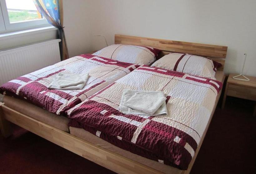 Panzió Guest House Krpole