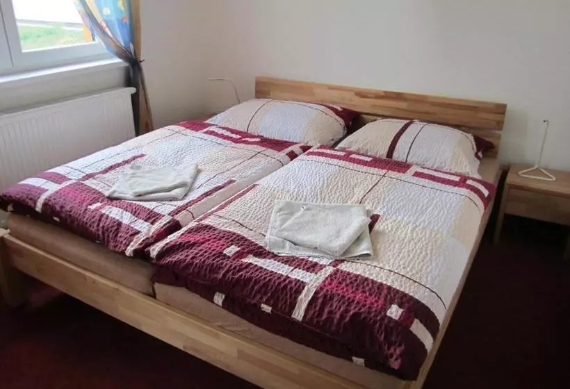 پانسیون Guest House Krpole