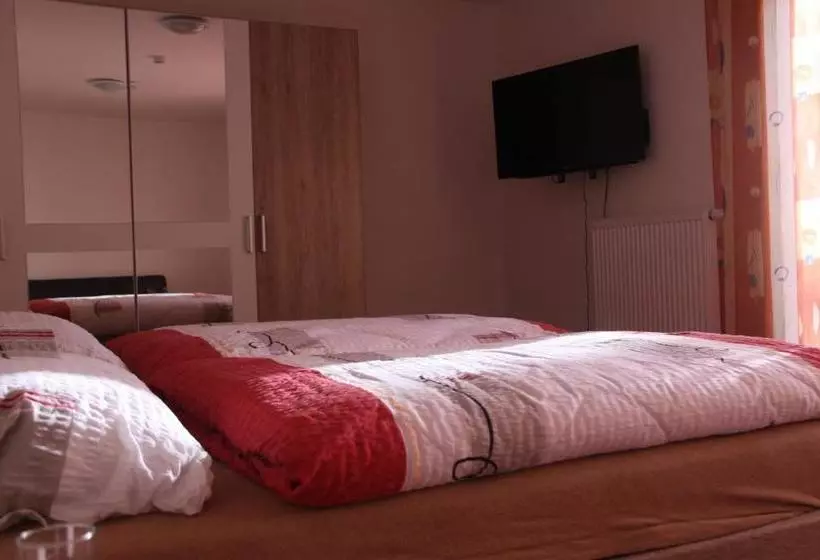 پانسیون Guest House Krpole