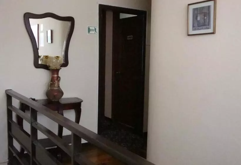 پانسیون Hostal Santa María Gracia