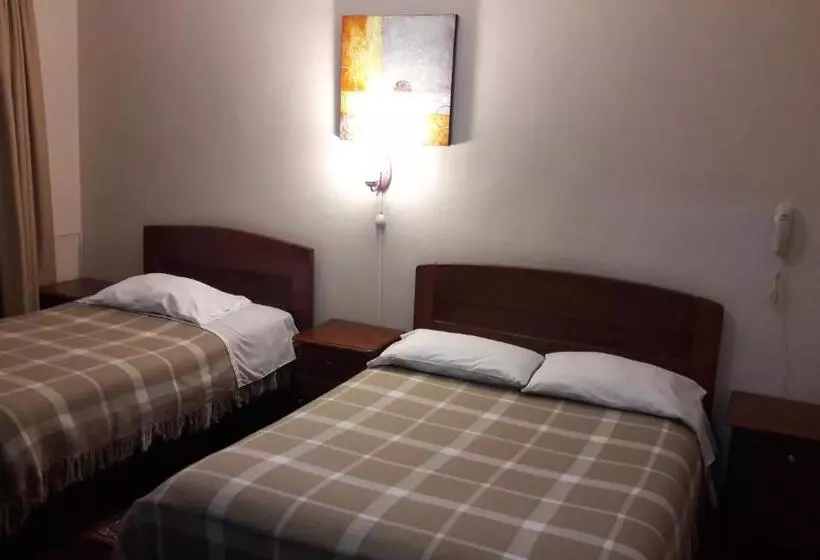پانسیون Hostal Santa María Gracia