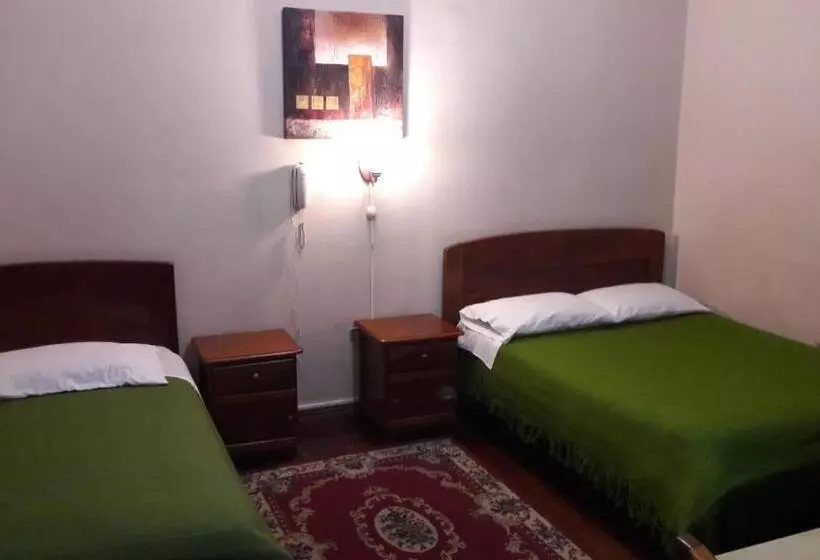 پانسیون Hostal Santa María Gracia