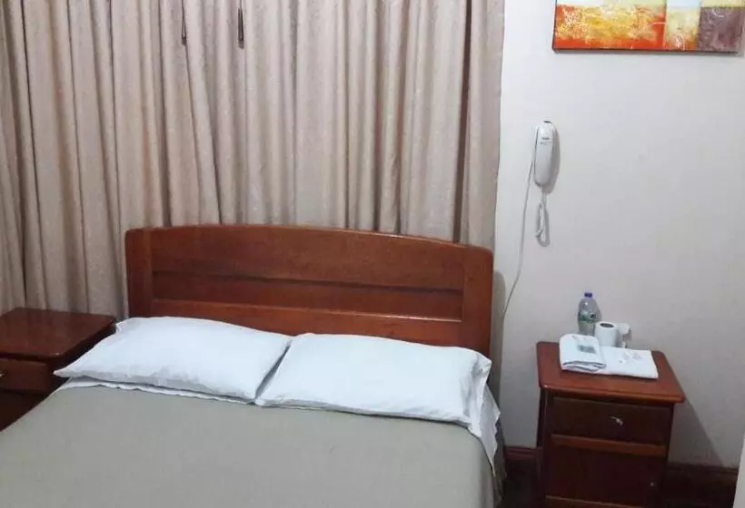 پانسیون Hostal Santa María Gracia
