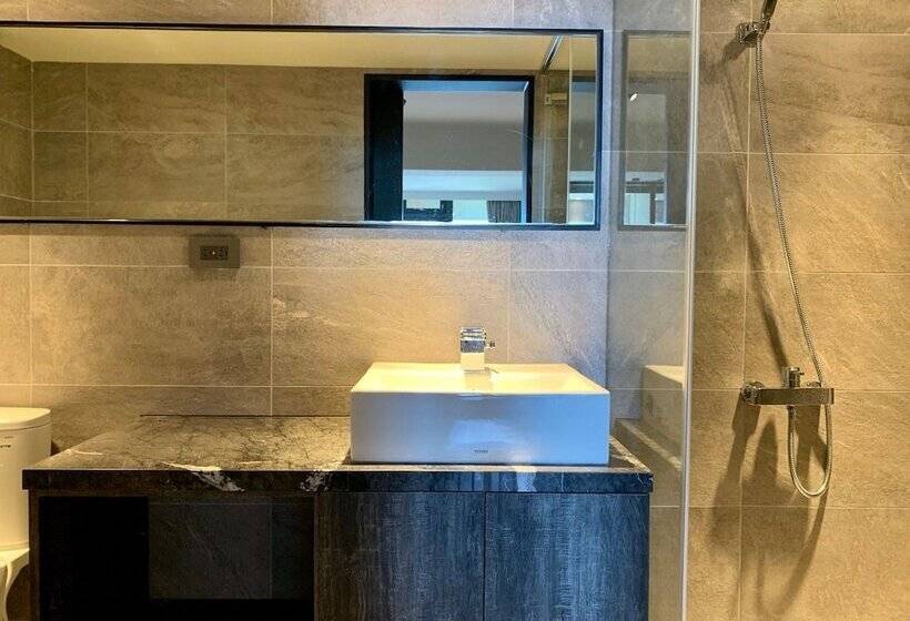 پانسیون Something Easy Inn