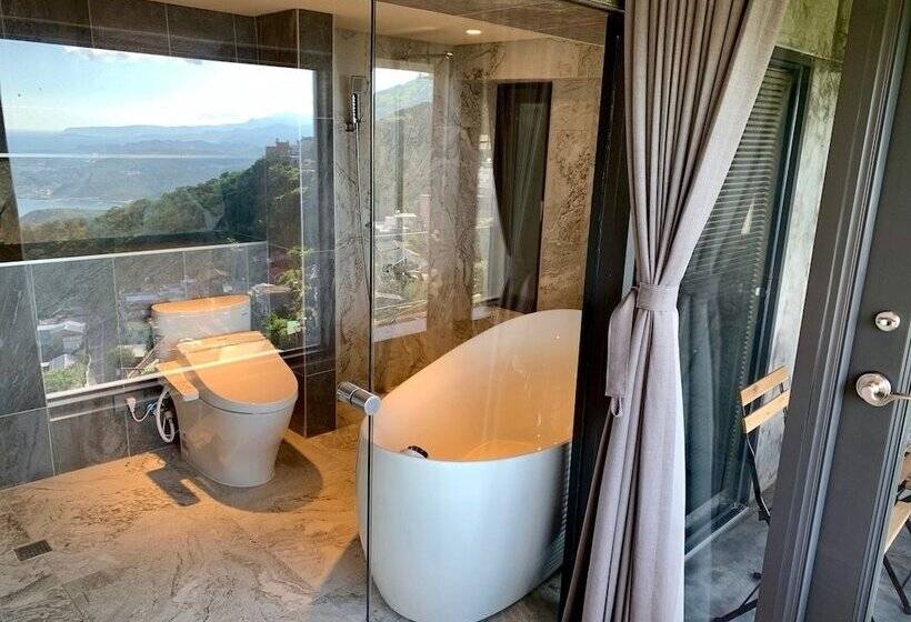 پانسیون Something Easy Inn