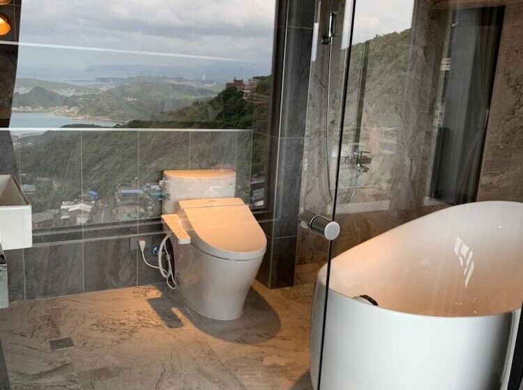 پانسیون Something Easy Inn