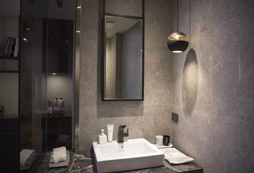 پانسیون Something Easy Inn