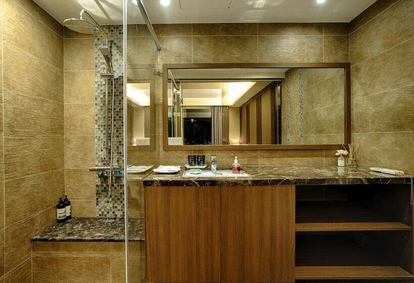 پانسیون Something Easy Inn