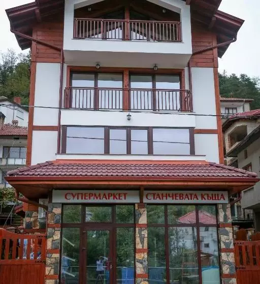 Majatalo Stanchevata Kashta