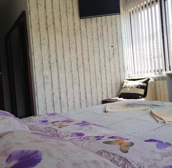 Majatalo Stanchevata Kashta