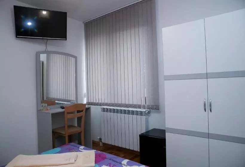 Majatalo Stanchevata Kashta