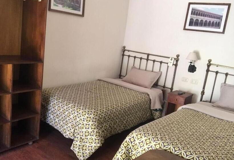 فندق صغير Hospedaje La Florida