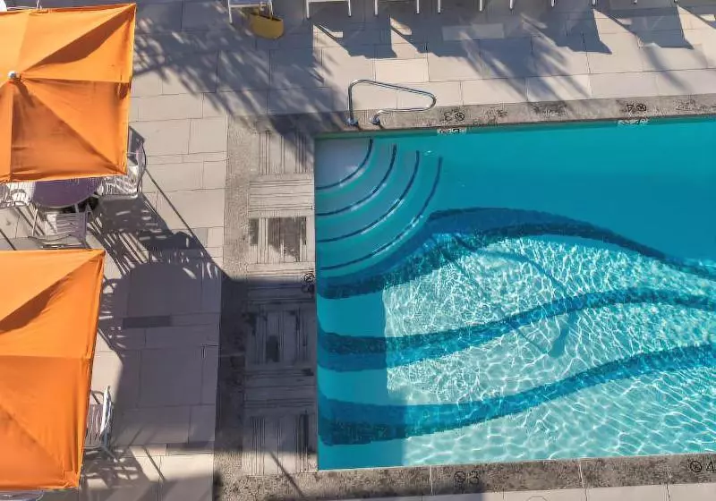 ユースホステル The Break