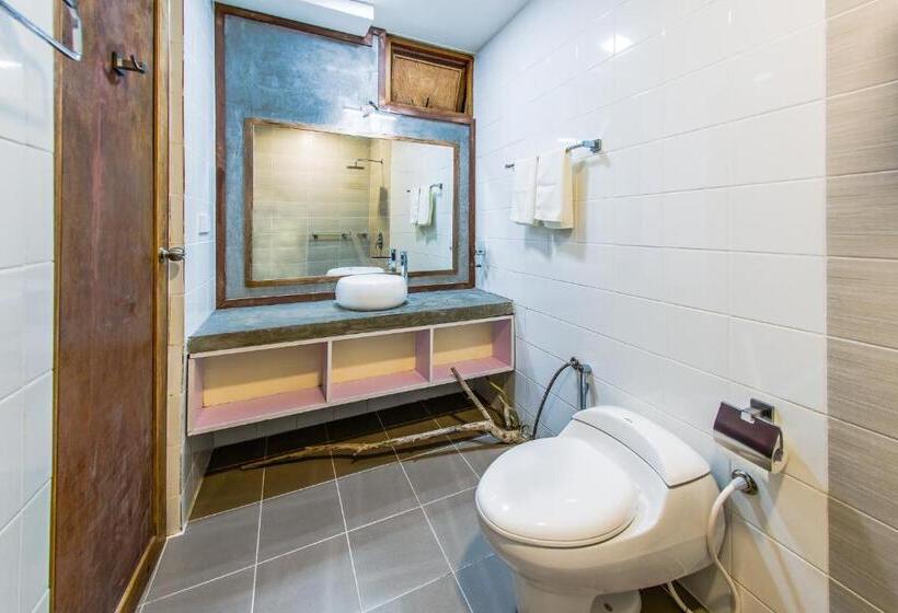 پانسیون Dhiffushi White Sand Beach