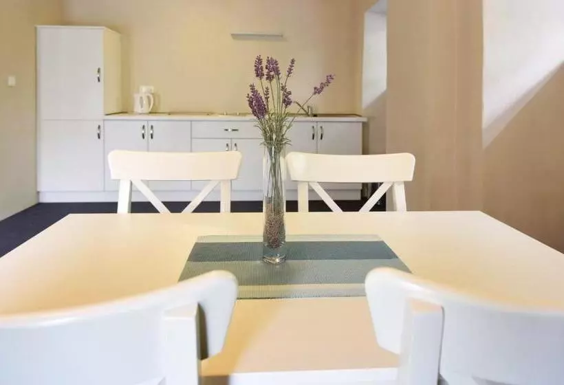 Majatalo Penzion Papírna