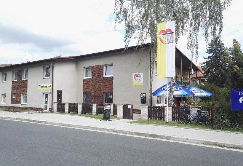 膳宿费 Penzion Tenis