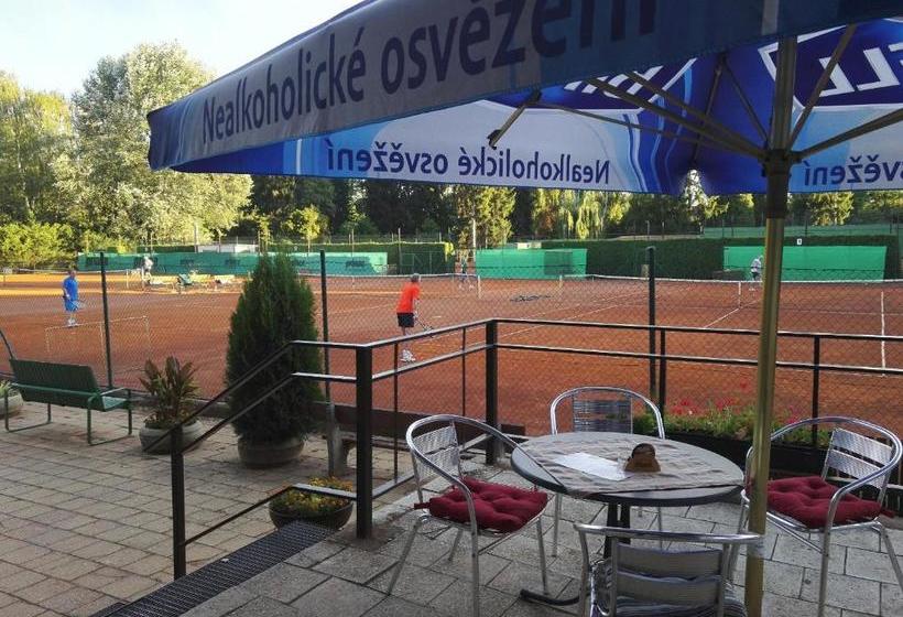 膳宿费 Penzion Tenis