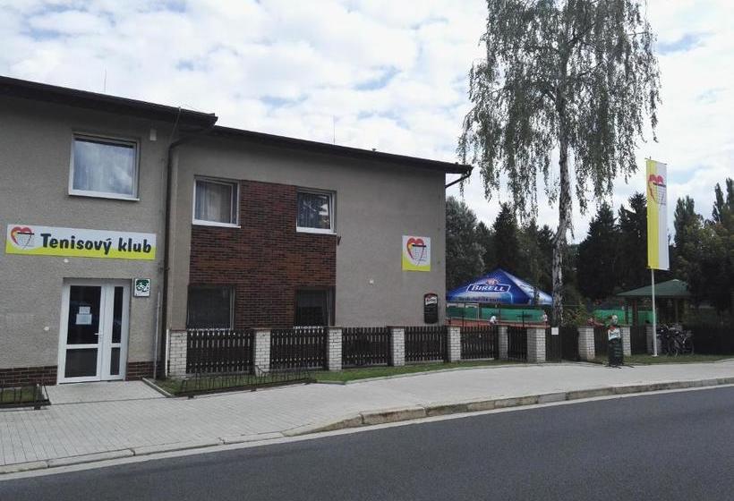 膳宿费 Penzion Tenis