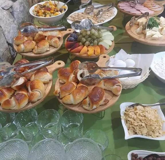 ペンション Popock Dilijan 1
