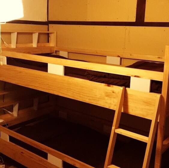 פנסיון Sugiya Guest House   Hostel