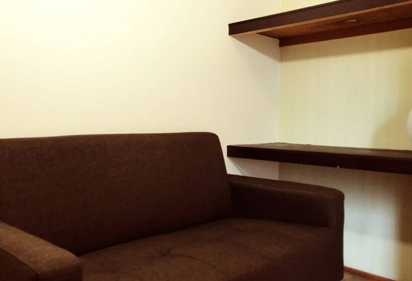 פנסיון Sugiya Guest House   Hostel