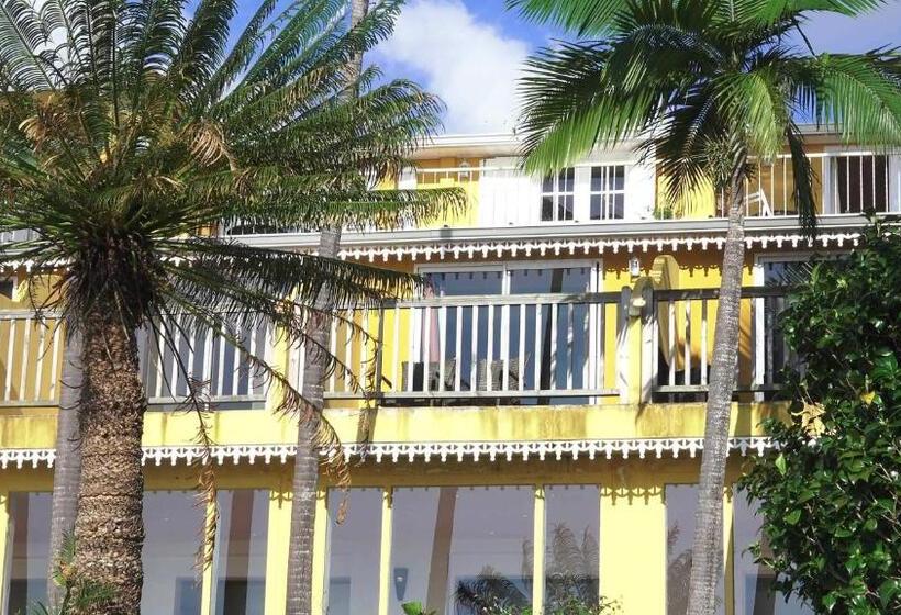 پانسیون Villa Laurina