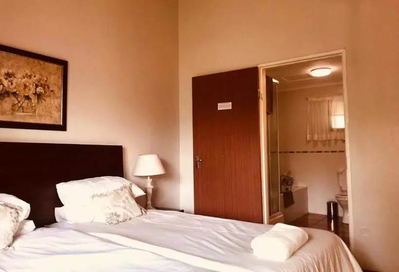 Hlalanathi Drakensberg Resort