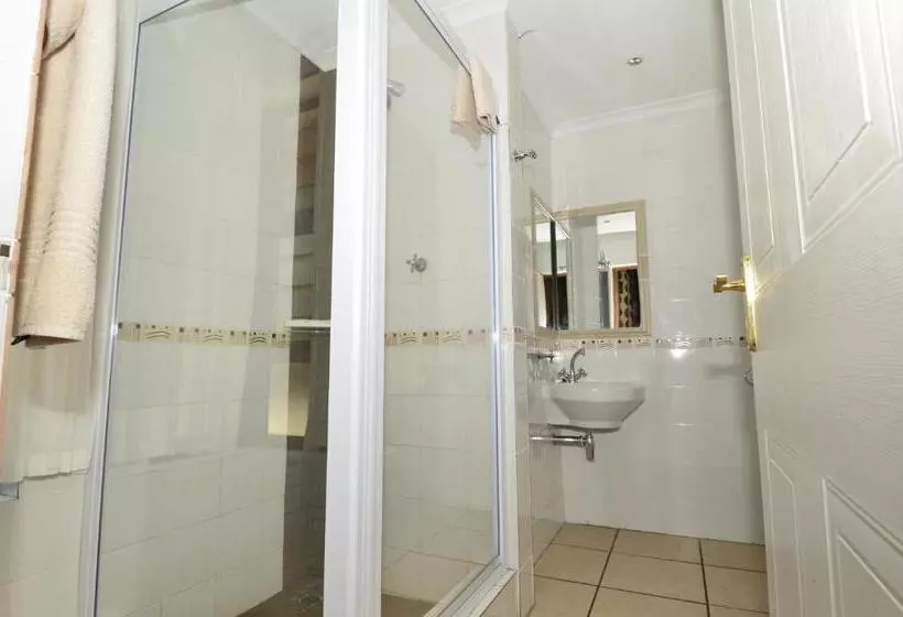 Hlalanathi Drakensberg Resort