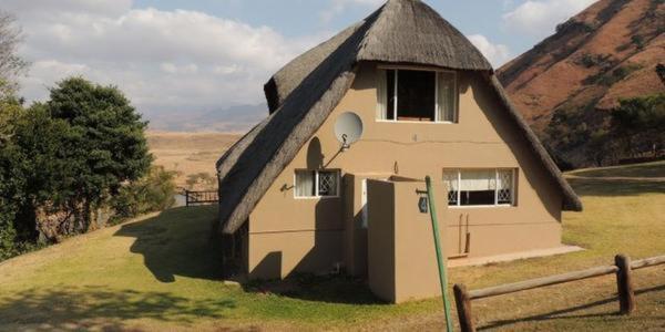 Hlalanathi Drakensberg Resort
