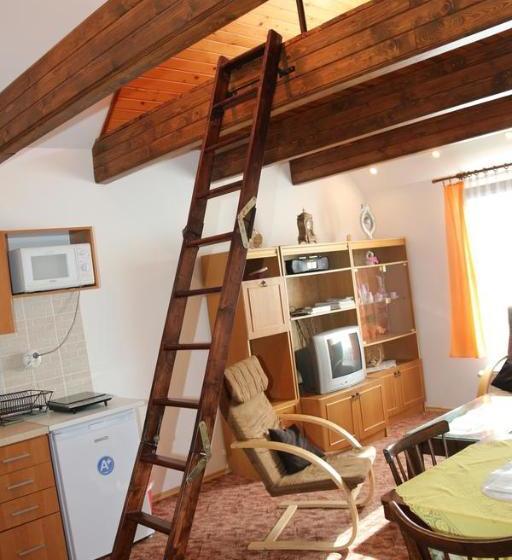 膳宿费 Apartment Příbram