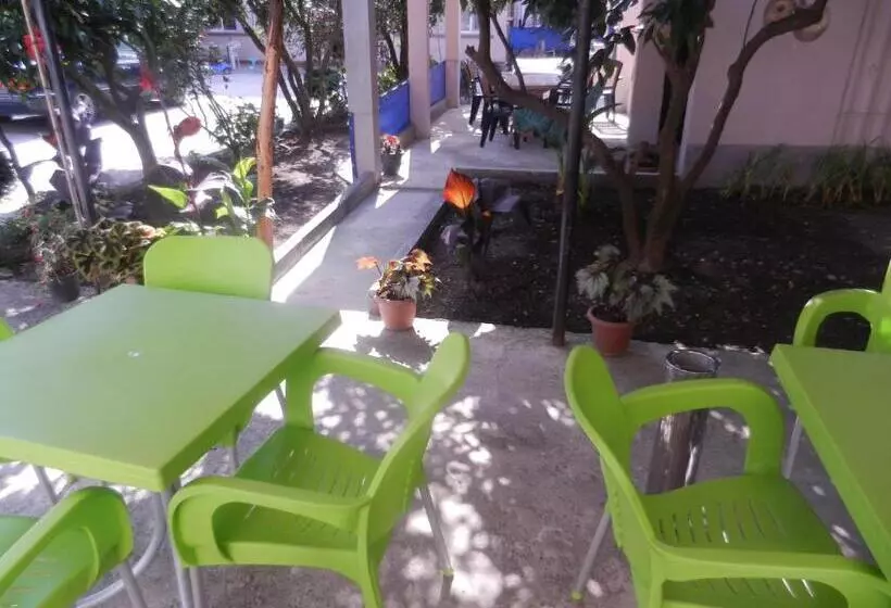 پانسیون Guest House Roman/gonio