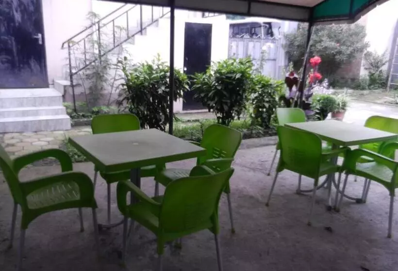 پانسیون Guest House Roman/gonio