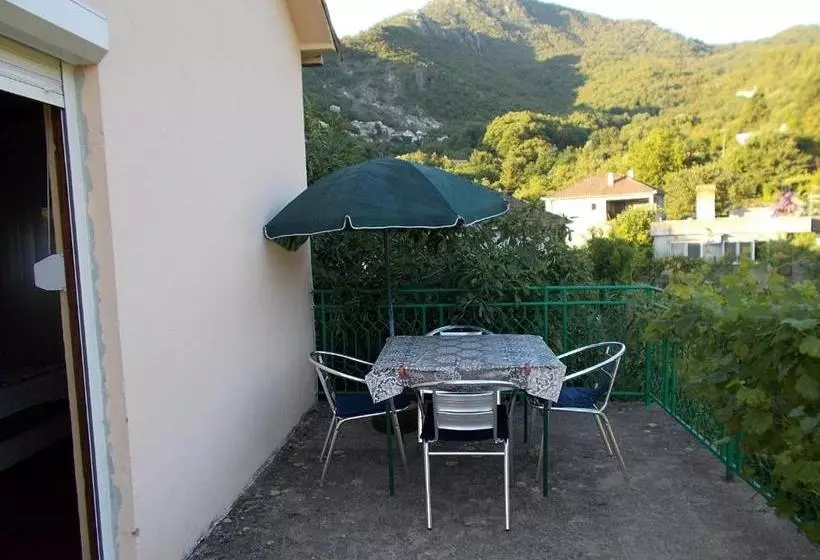 پانسیون Guesthouse Feel Lake
