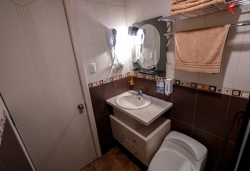 Pensionat Hostal Kolibri B&b