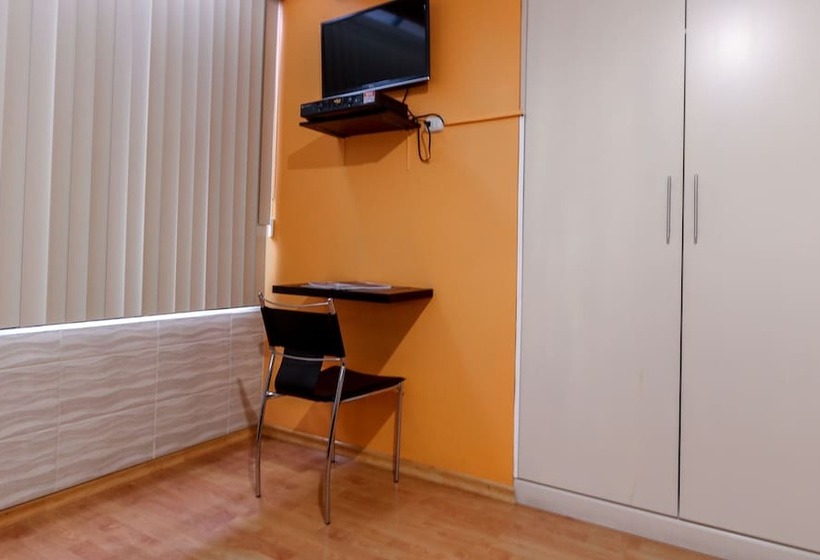 Pensionat Hostal Kolibri B&b