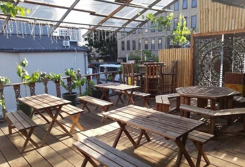 Pensão Worldtreck Dinner & Guesthouse Pise