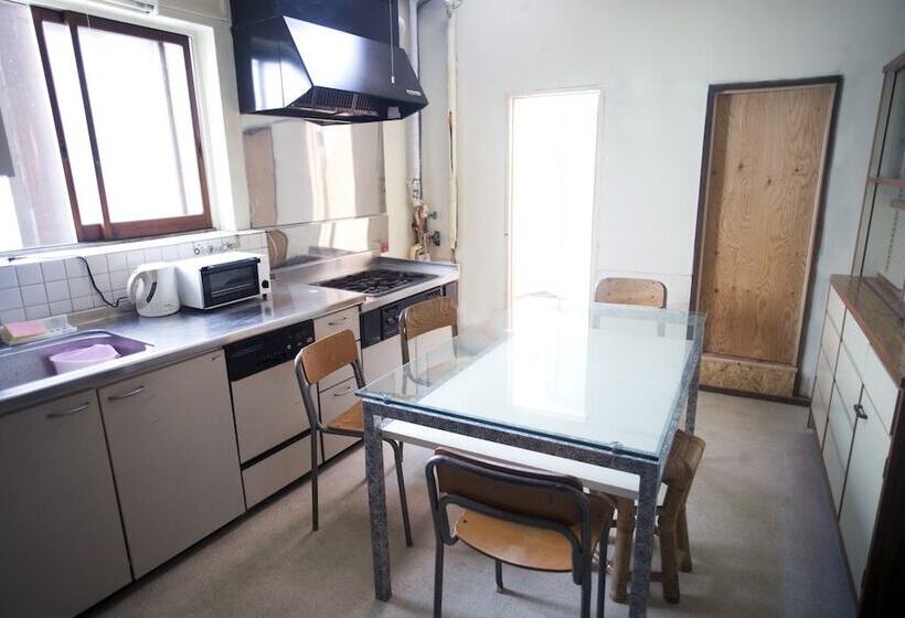 Pensão Worldtreck Dinner & Guesthouse Pise