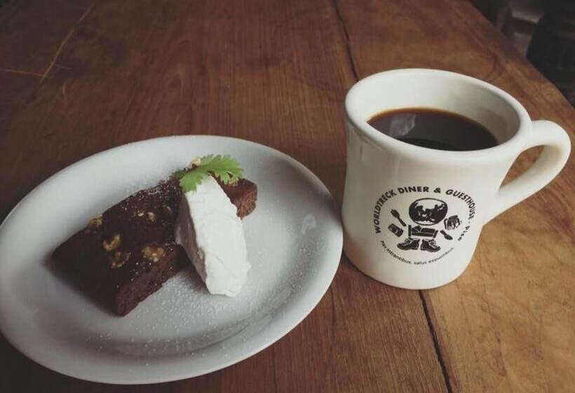 Pensão Worldtreck Dinner & Guesthouse Pise