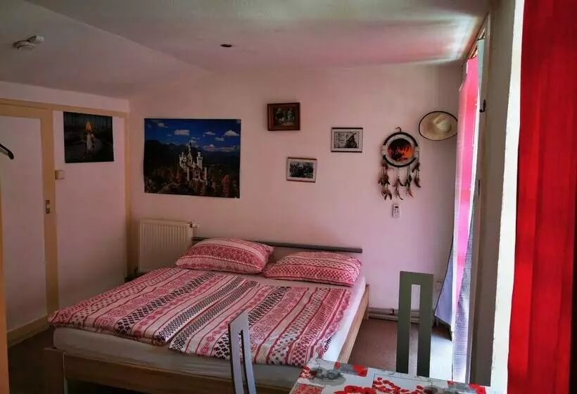 Retkeilymaja Camping At Sheriff