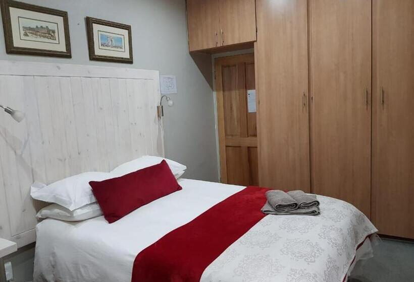 פנסיון Dormio Manor Guest Lodge