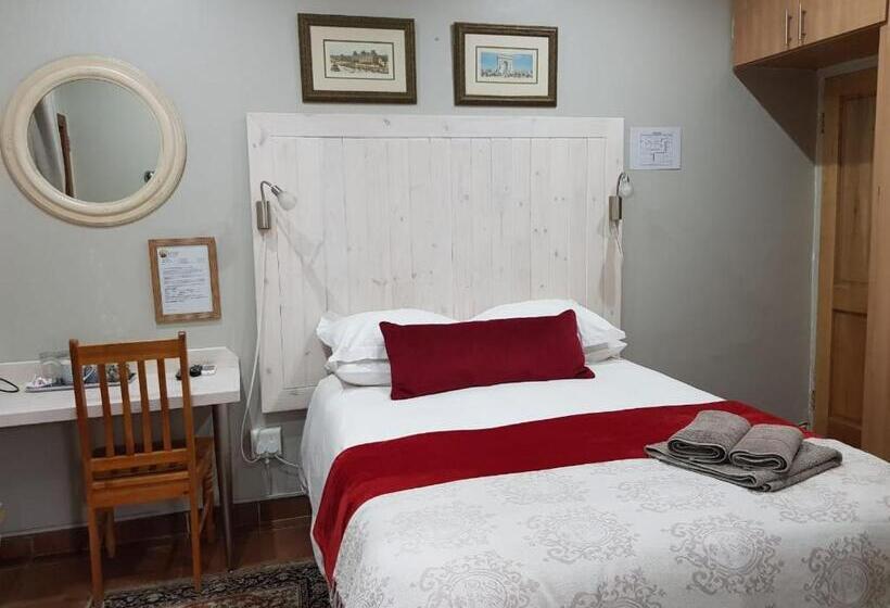 פנסיון Dormio Manor Guest Lodge